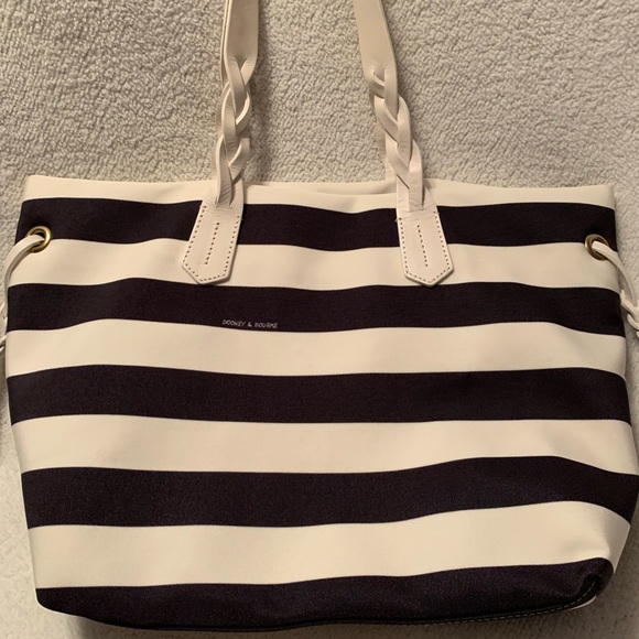 Dooney & Bourke Tote - Picture 3 of 4